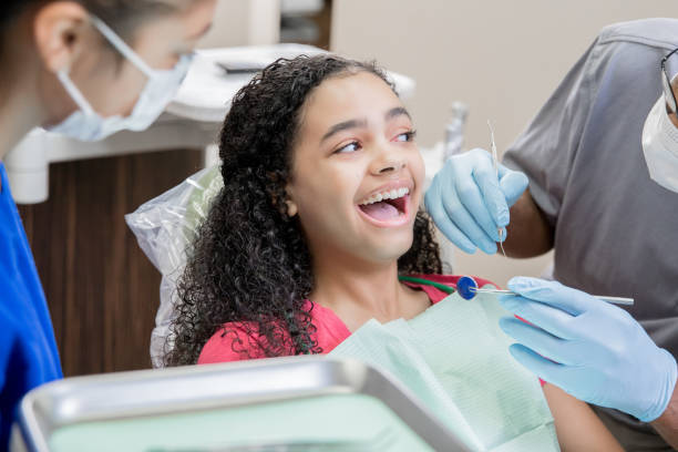 Best Emergency Cosmetic Dentistry (e.g., broken veneers) in Breckenridge Hills, MO